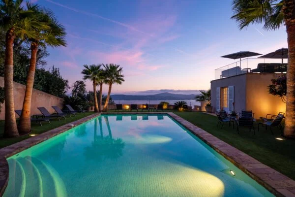 Villa Vespera: Luxury villa for rent in Beauvallon, Grimaud